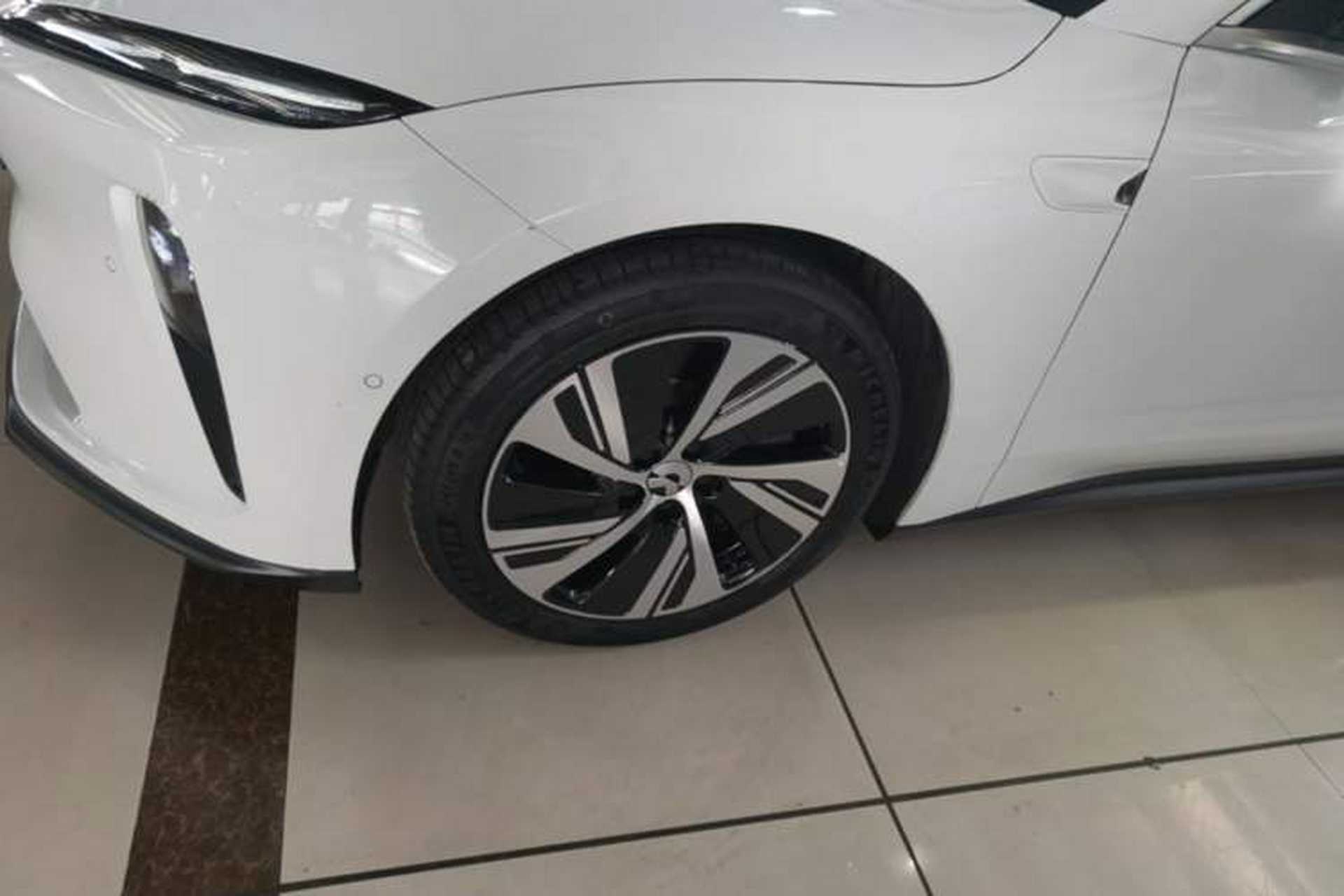 Used Nio ET5 2024 75 kWh Left Front Wheel Hub
