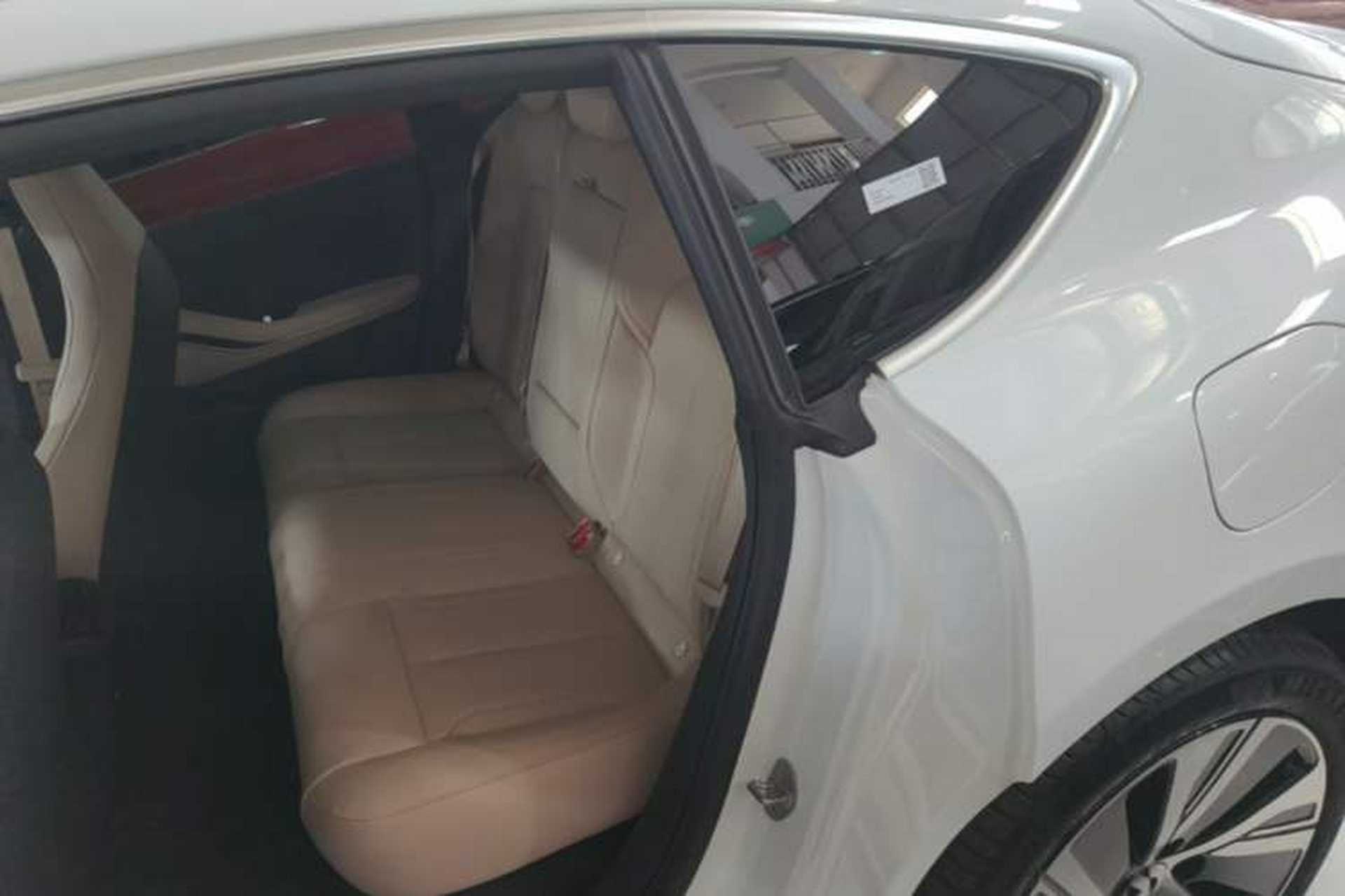 Used Nio ET5 2024 75 kWh Left Rear Seat