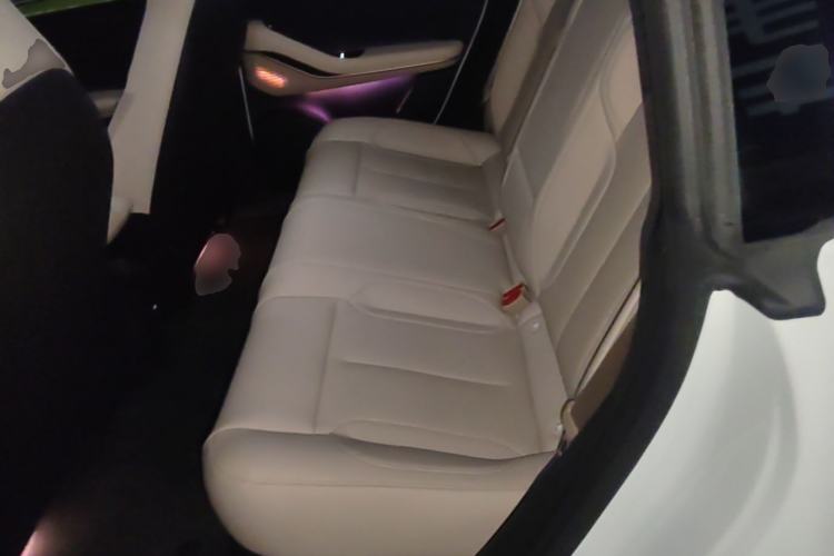 Used Nio ET5 2024 75 kWh Left Rear Seat