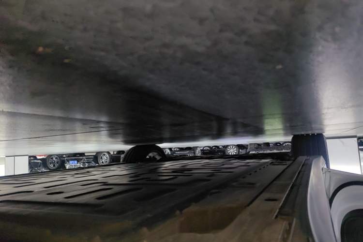 Used Nio ET5 2024 75 kWh Left Side Sill