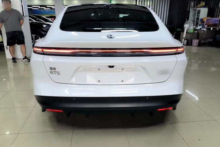 Used Nio ET5 2024 75 kWh Rear