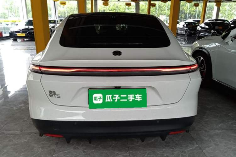 Used Nio ET5 2024 75 kWh Rear