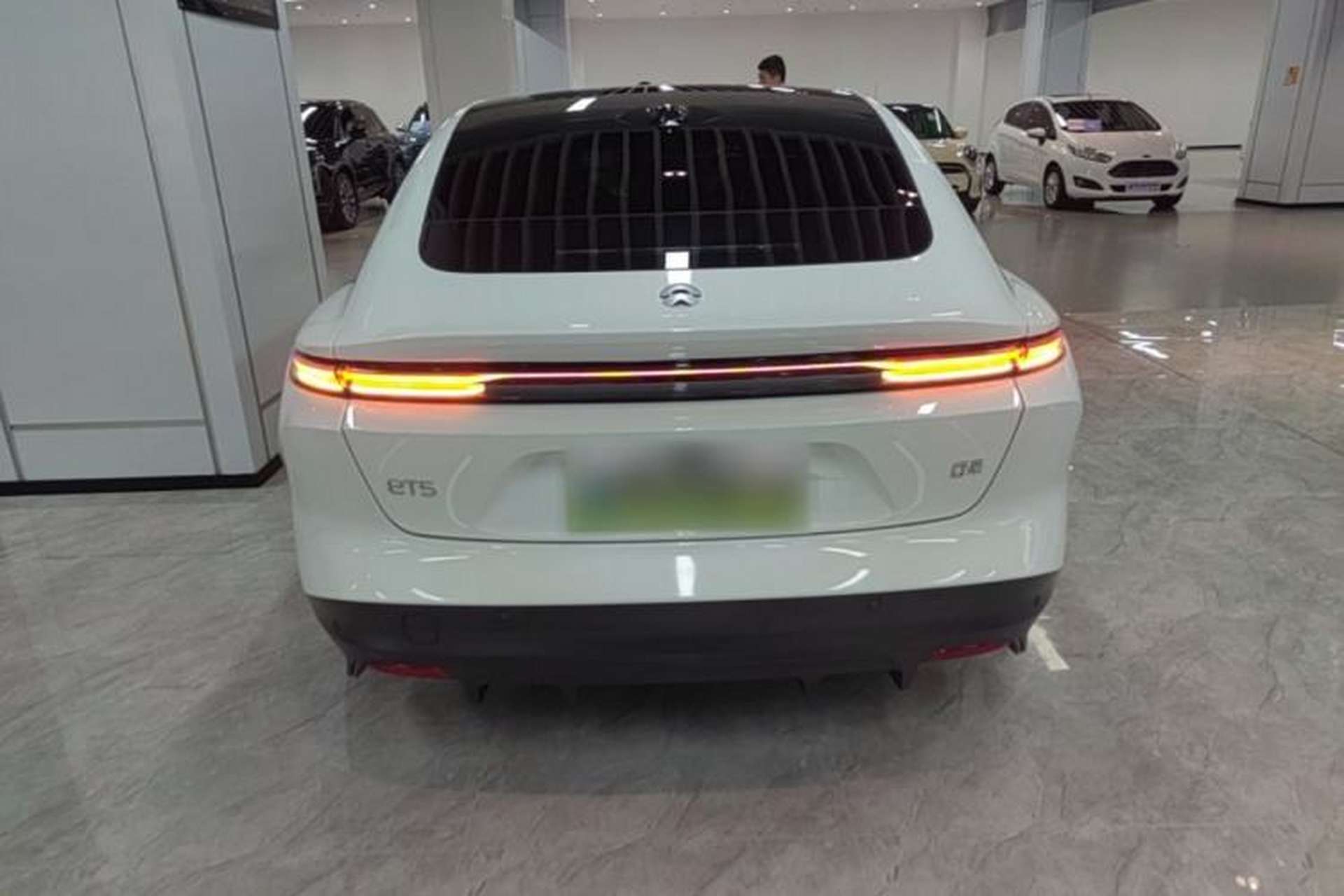 Used Nio ET5 2024 75 kWh Rear