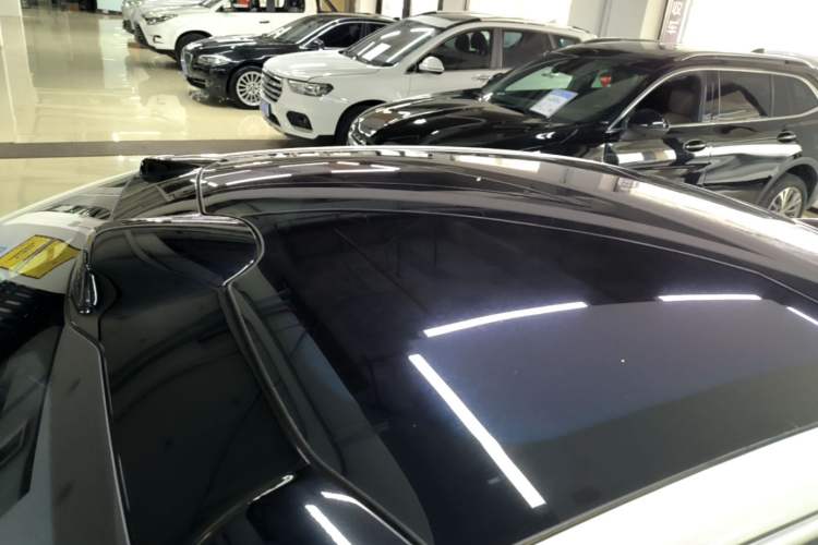 Used Nio ET5 2024 75 kWh Roof