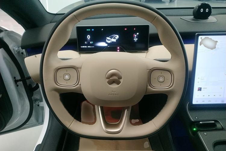Used Nio ET5 2024 75 kWh Steering Wheel