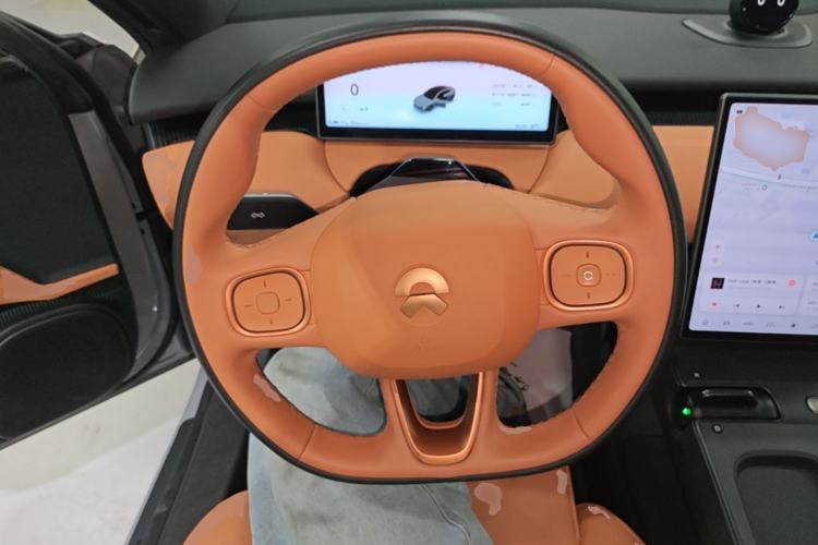 Used Nio ET5 2024 75 kWh Steering Wheel