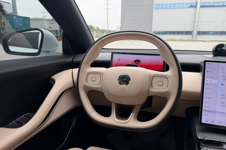 Used Nio ET5 2024 75 kWh Steering Wheel