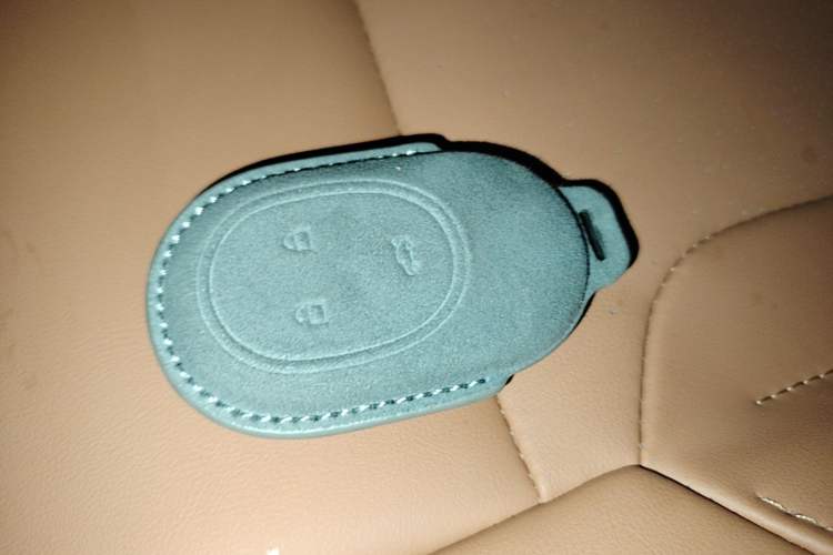 Used Nio ET5 2024 75 kWh Vehicle Key