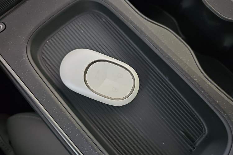Used Nio ET5 2024 75 kWh Vehicle Key