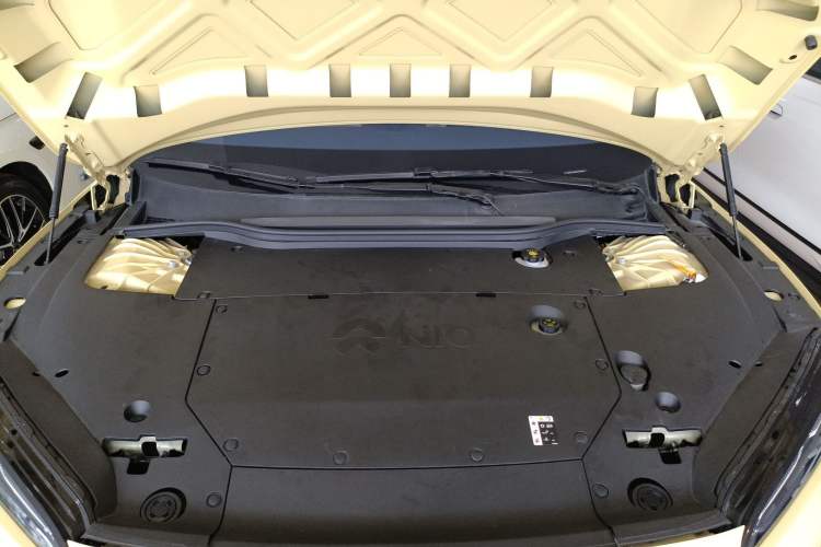 Used Nio ET5 2024 75 kWh Engine Bay