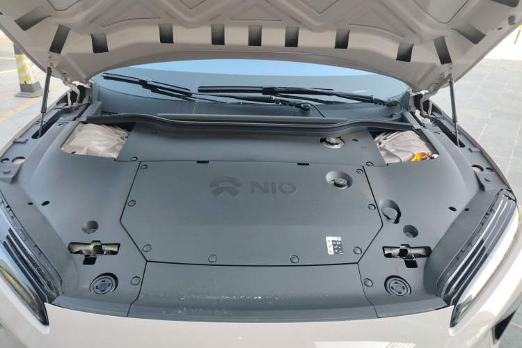 Used Nio ET5 2024 75 kWh Engine Bay
