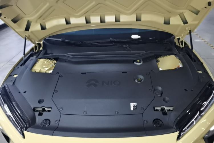 Used Nio ET5 2024 75 kWh Engine Bay
