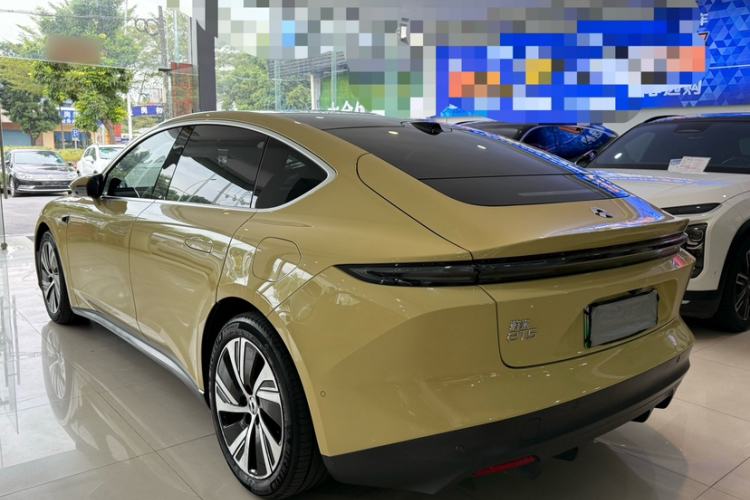 Used Nio ET5 2024 75 kWh Exterior 9