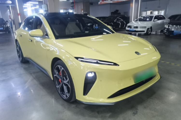 Used Nio ET5 2024 75 kWh Front Right 45 Deg