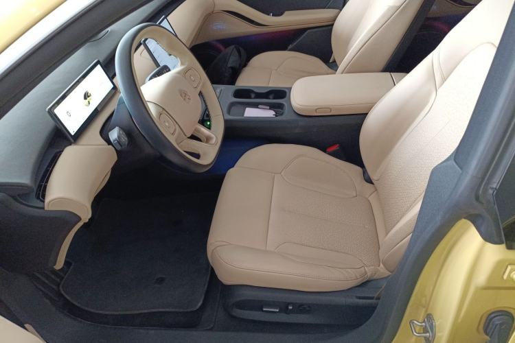 Used Nio ET5 2024 75 kWh Left Front Seat