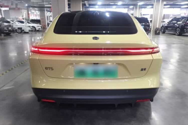 Used Nio ET5 2024 75 kWh Rear