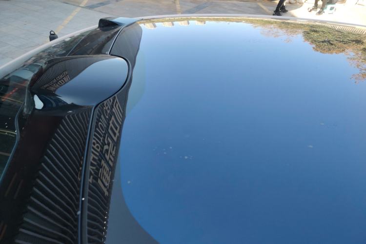Used Nio ET5 2024 75 kWh Roof