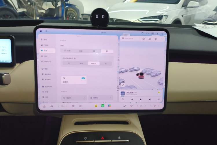 Used Nio ET5 2025 75 kWh Audio And AC Panel