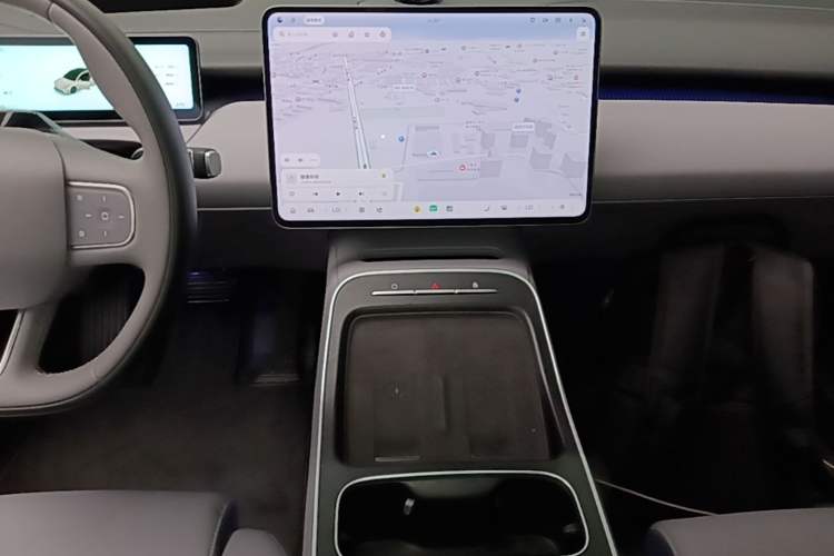 Used Nio ET5 2025 75 kWh Audio And AC Panel