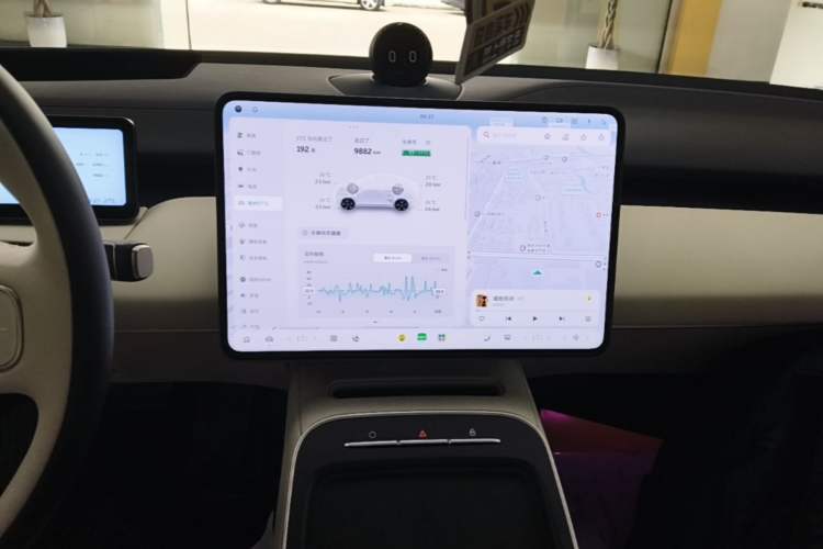 Used Nio ET5 2025 75 kWh Audio And AC Panel