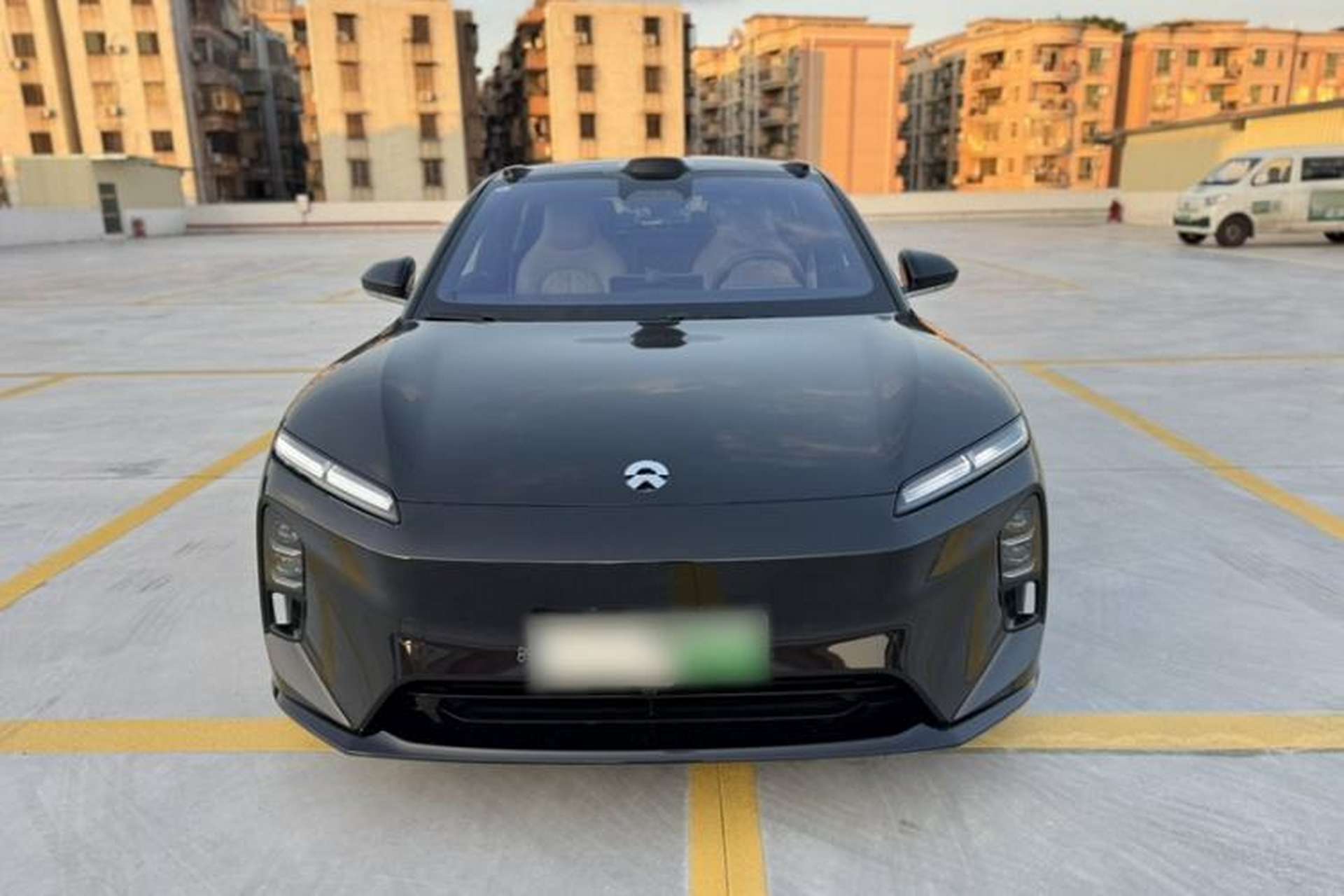 Used Nio ET5 2025 100 kWh Exterior 1