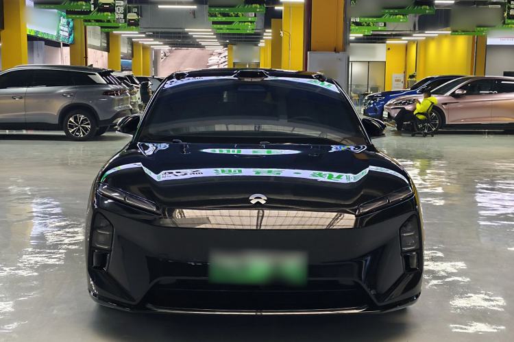 Used Nio ET5 2025 75 kWh Exterior 1