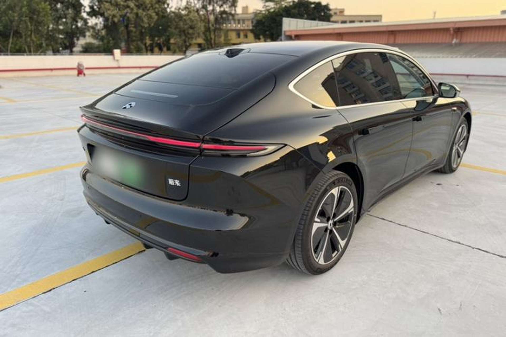 Used Nio ET5 2025 100 kWh Exterior 6