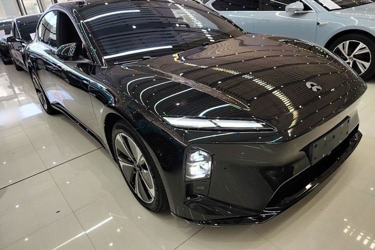 Used Nio ET5 2025 75 kWh Front Right 45 Deg