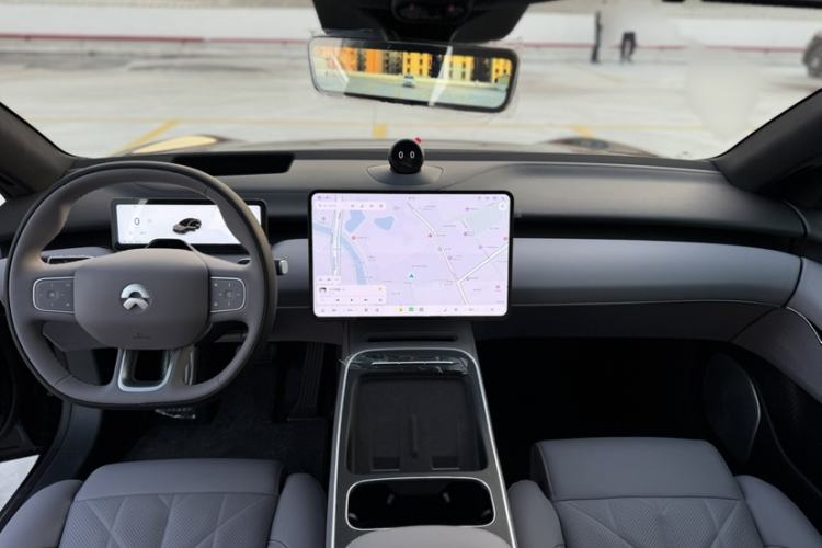 Used Nio ET5 2025 100 kWh Interior 1