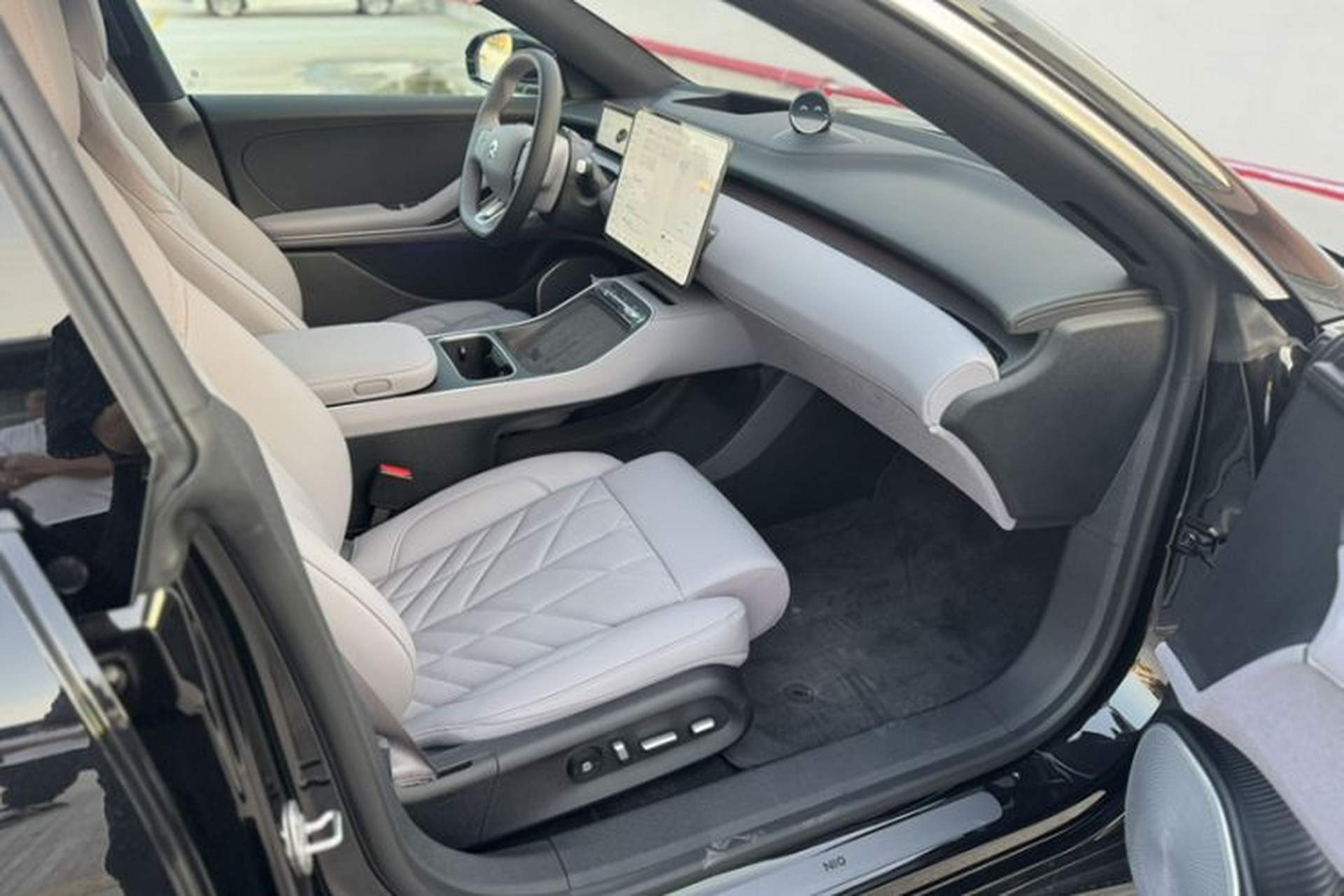 Used Nio ET5 2025 100 kWh Interior 5
