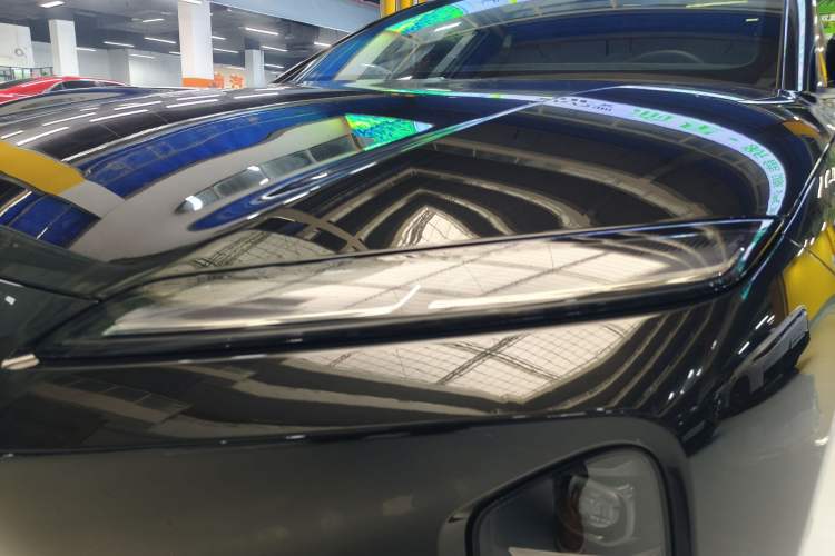 Used Nio ET5 2025 75 kWh Left Front Headlight