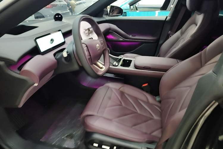 Used Nio ET5 2025 75 kWh Left Front Seat
