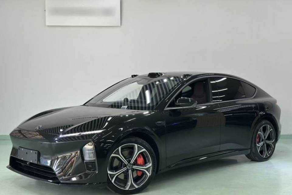 Nio ET5 2025