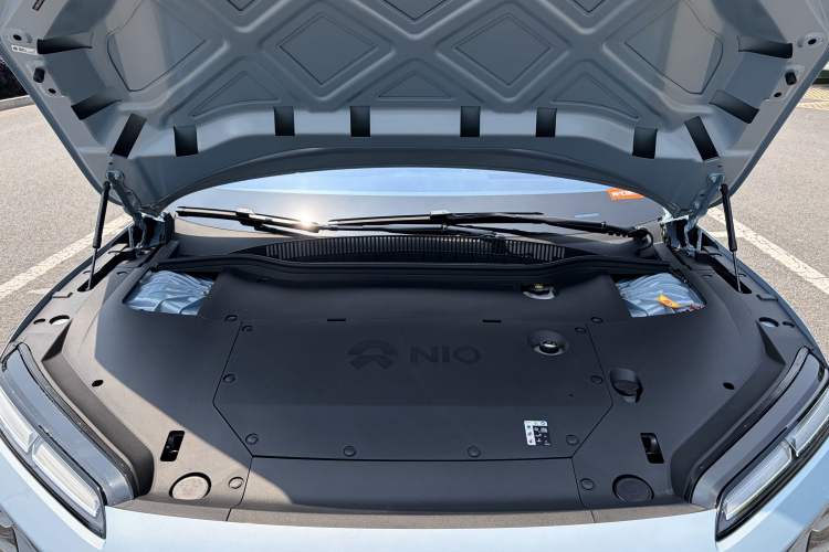 Used Nio ET5 2025 75 kWh Engine Bay