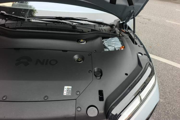 Used Nio ET5 2025 75 kWh Engine Bay Left
