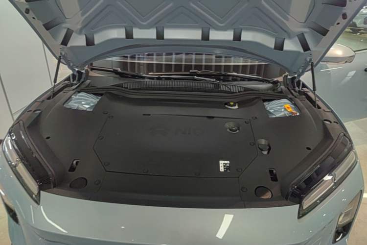 Used Nio ET5 2025 75 kWh Engine Bay