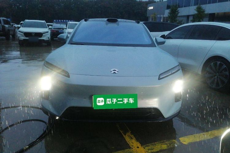 Used Nio ET5 2025 75 kWh Exterior 1
