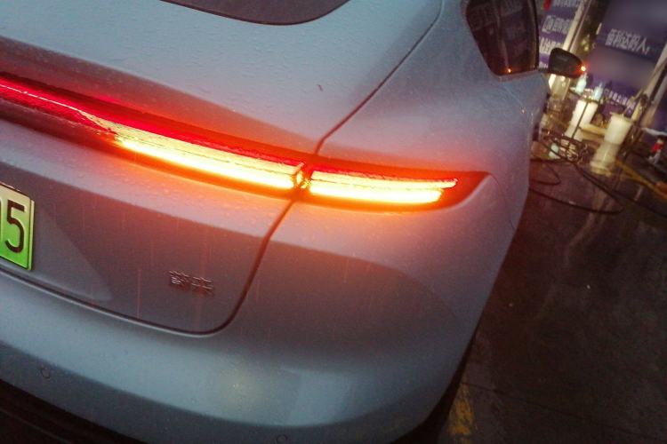 Used Nio ET5 2025 75 kWh Exterior 6