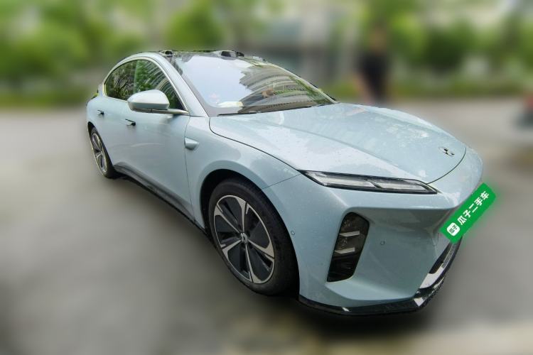 Used Nio ET5 2025 75 kWh Front Right 45 Deg