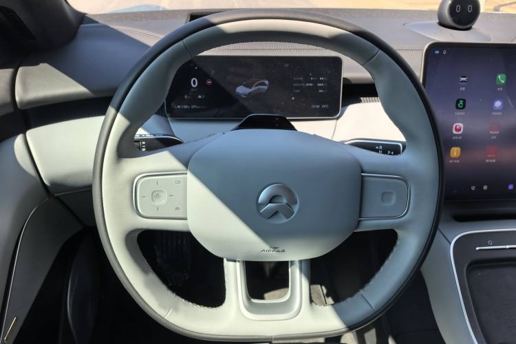 Used Nio ET5 2025 75 kWh Interior 4