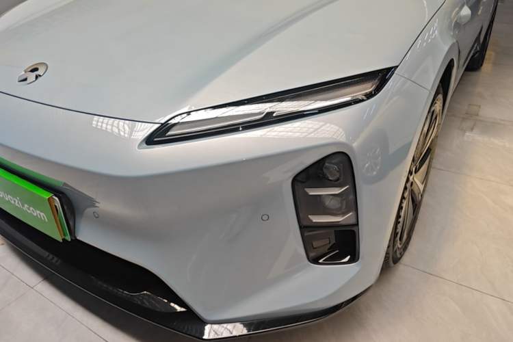 Used Nio ET5 2025 75 kWh Left Front Headlight