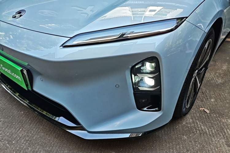 Used Nio ET5 2025 75 kWh Left Front Headlight