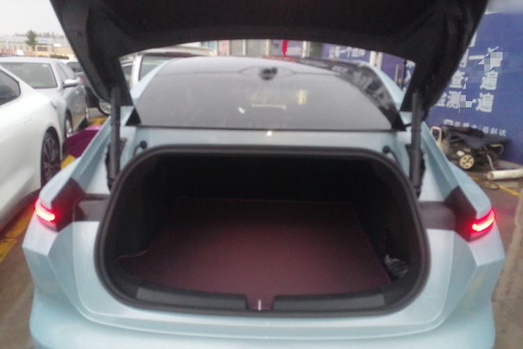 Used Nio ET5 2025 75 kWh Trunk