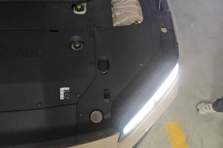 Used Nio ET5 2025 100 kWh Engine Bay Left
