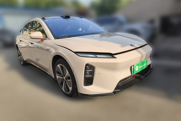 Used Nio ET5 2025 75 kWh Front Right 45 Deg