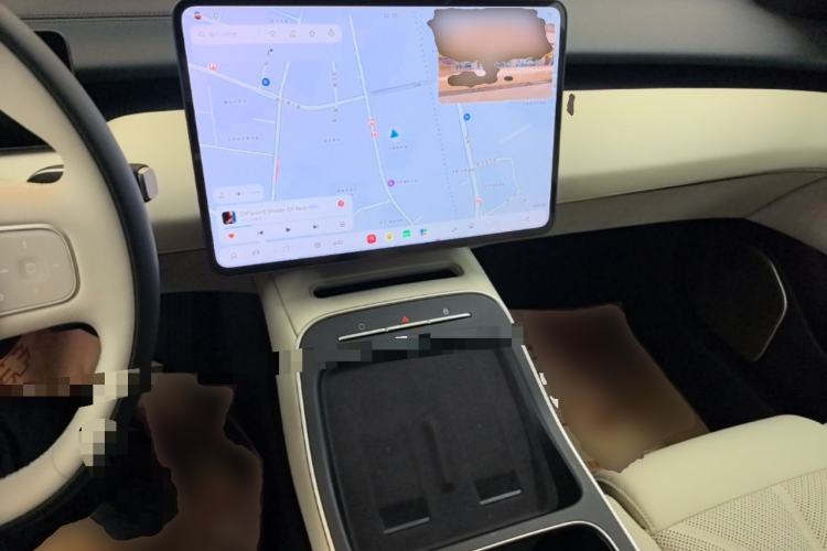 Used Nio ET5 2025 75 kWh Center Console