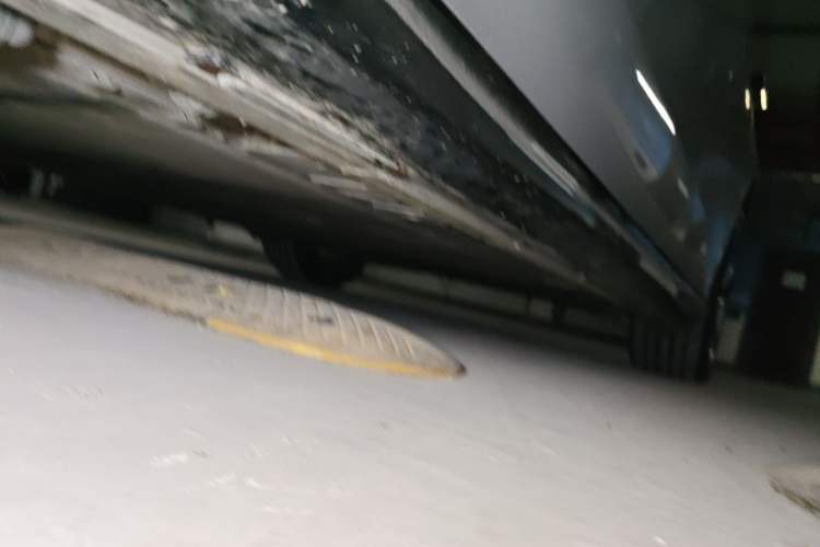 Used Nio ET5 2025 75 kWh Chassis Front Left
