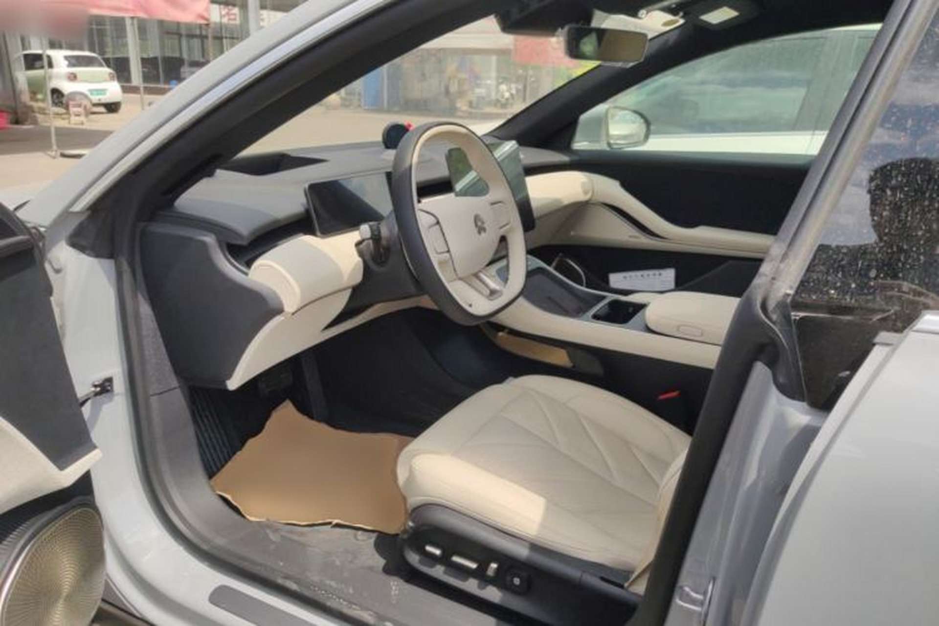 Used Nio ET5 2025 75 kWh Driver Seat