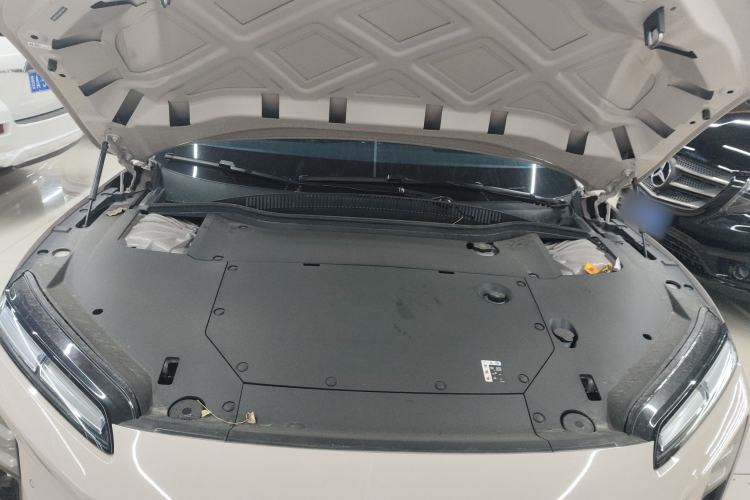 Used Nio ET5 2025 75 kWh Engine Bay