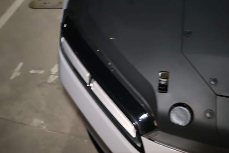 Used Nio ET5 2025 75 kWh Engine Bay Right